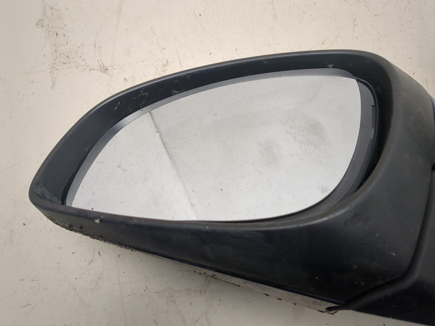 Зеркало левое электрическое