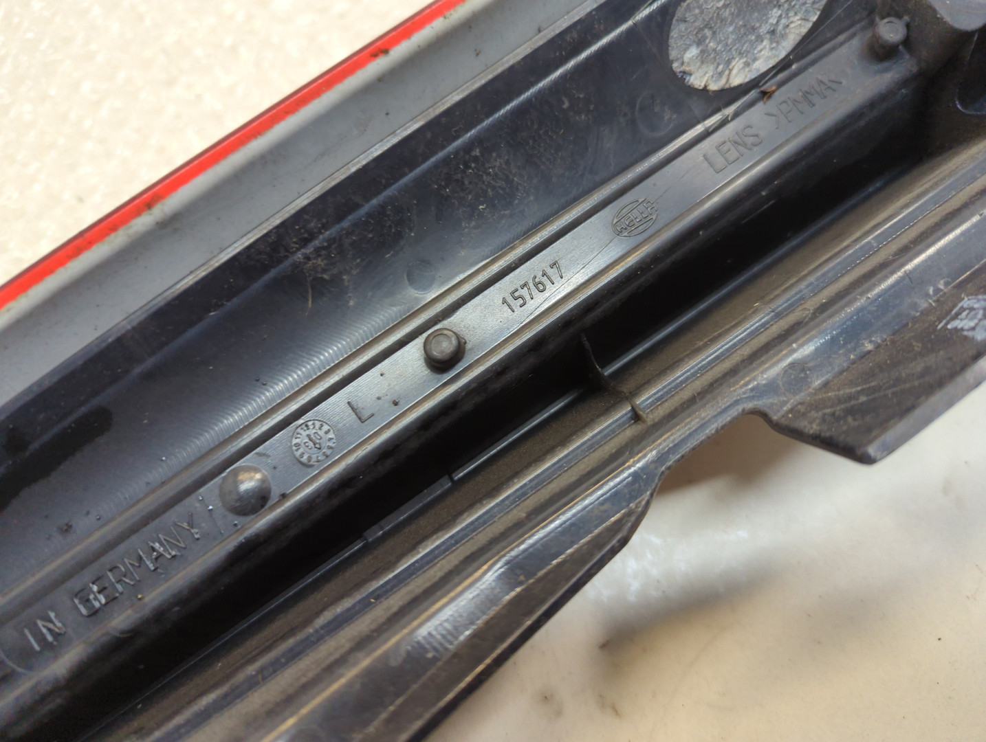 Фонарь задний левый