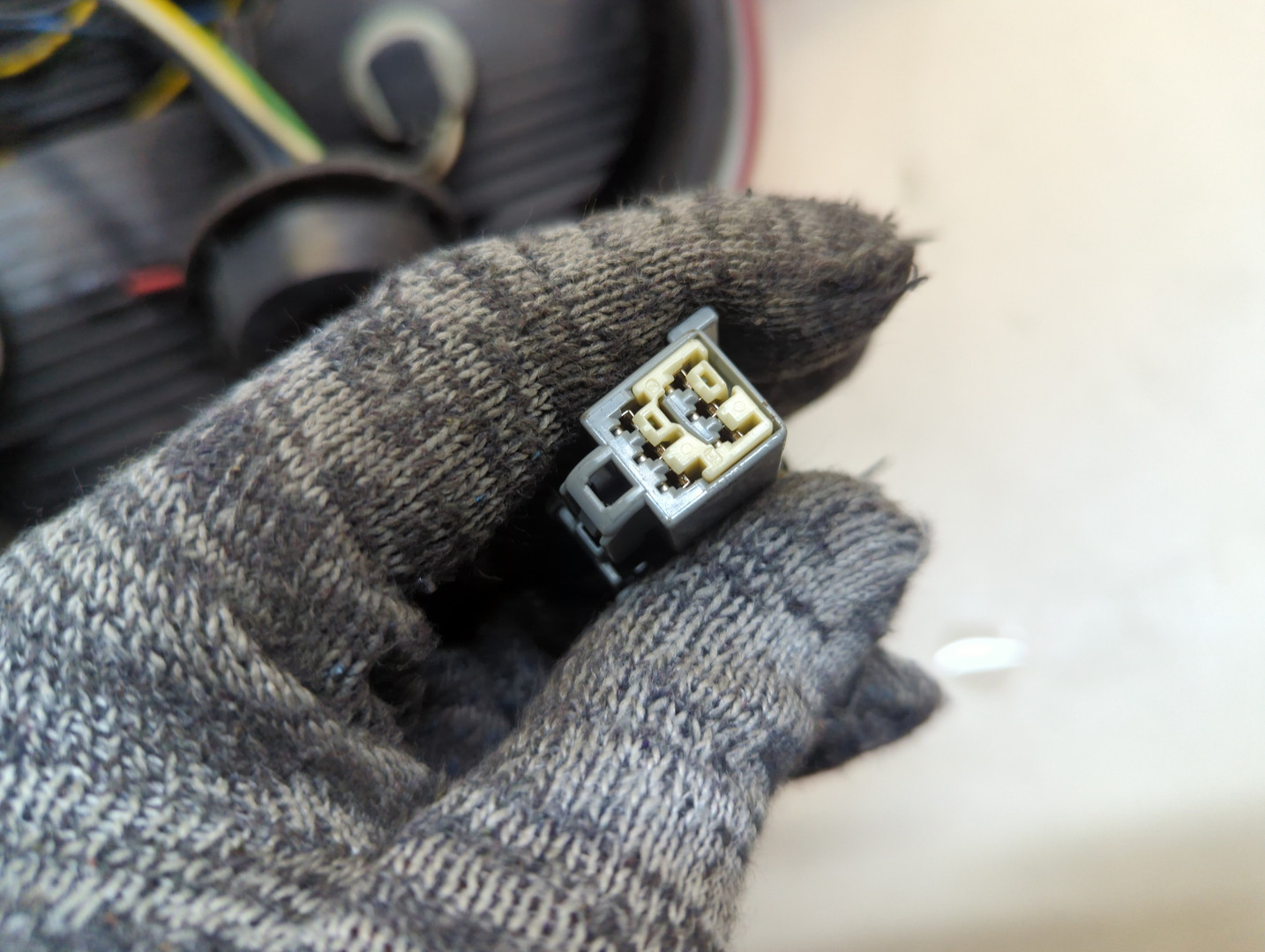 Фонарь задний левый