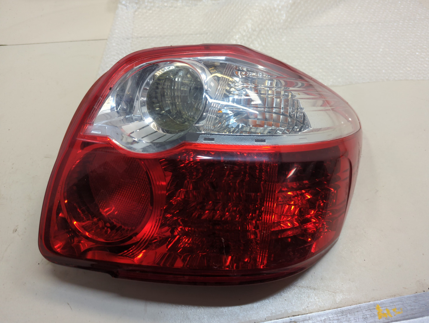 Фонарь задний правый