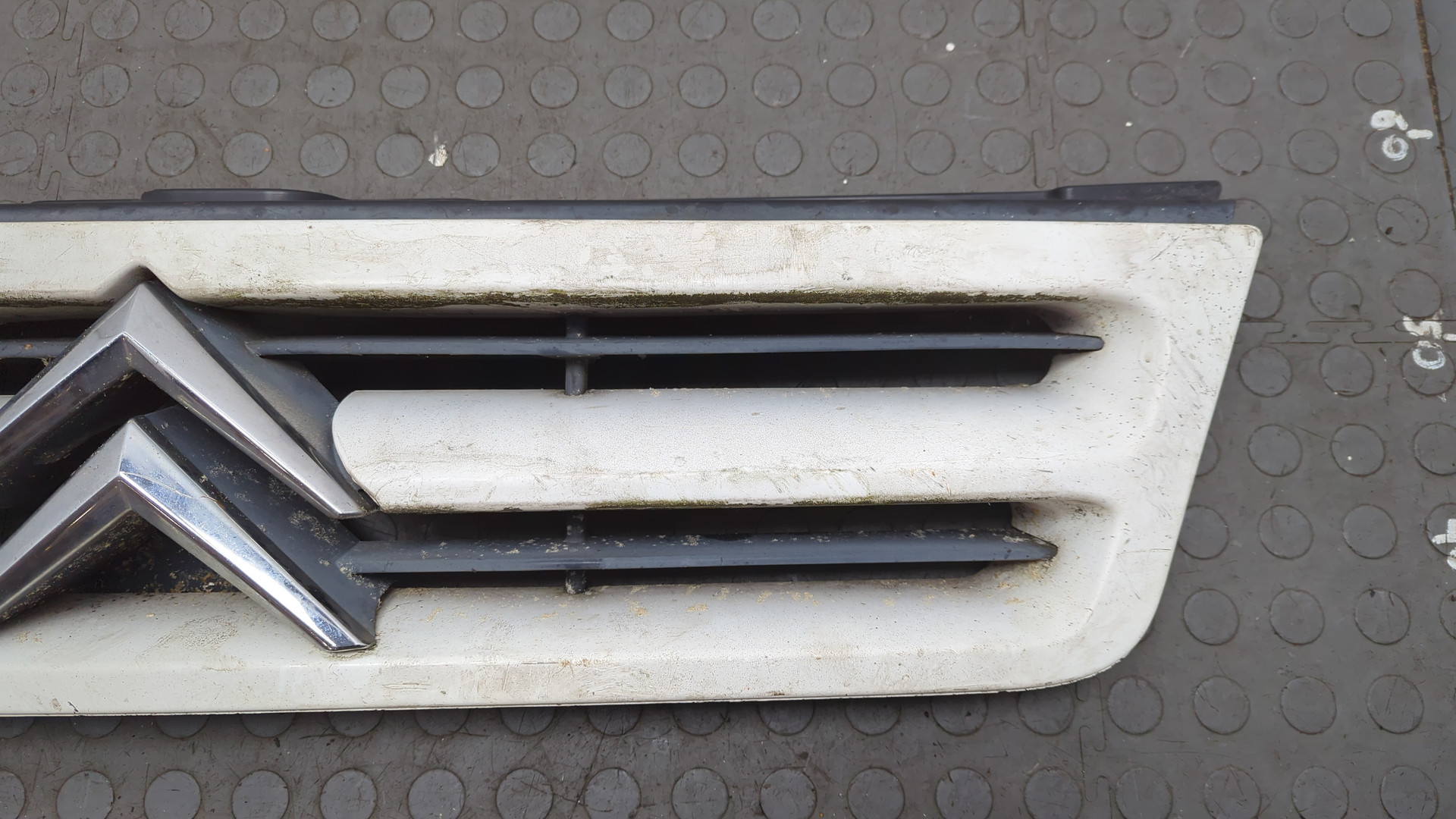 Решетка радиатора