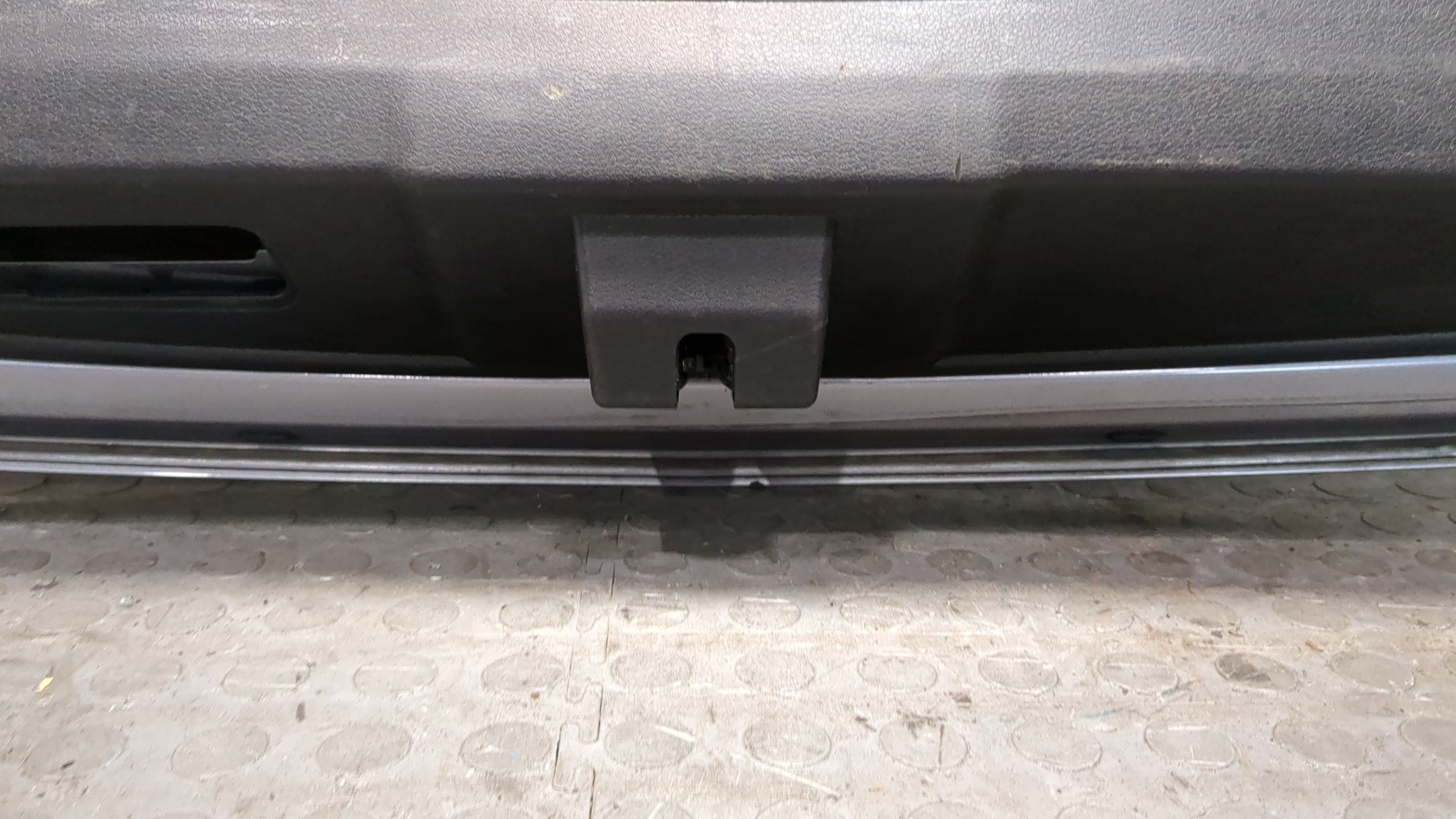 Дверь багажника