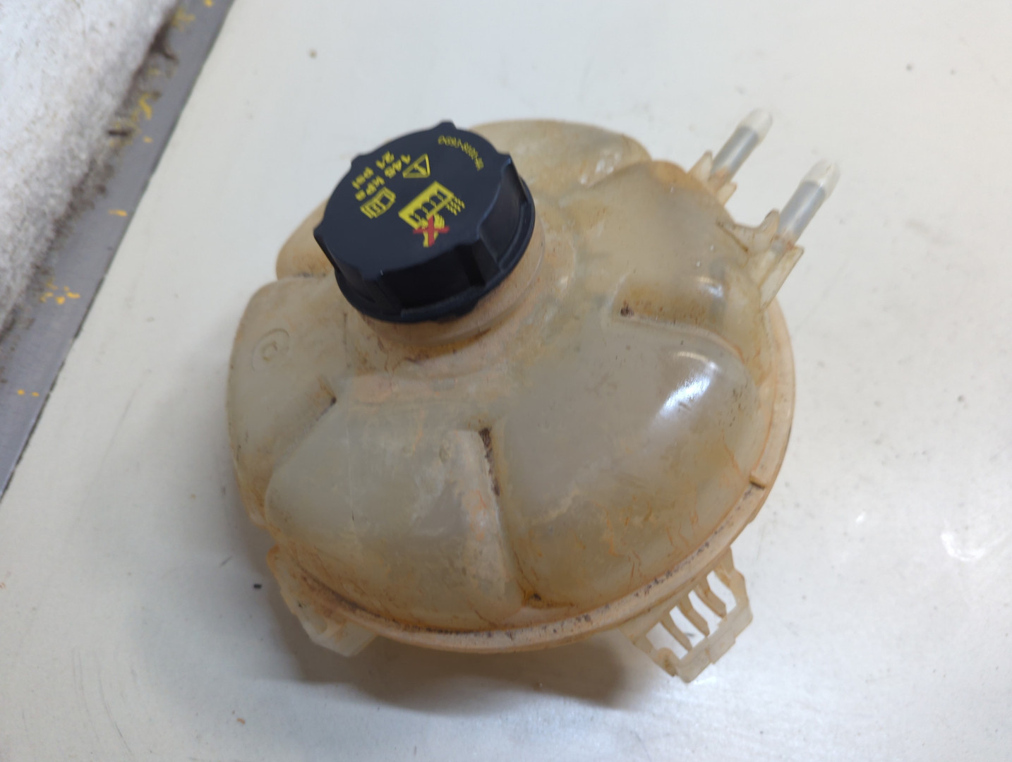 Бачок расширительный