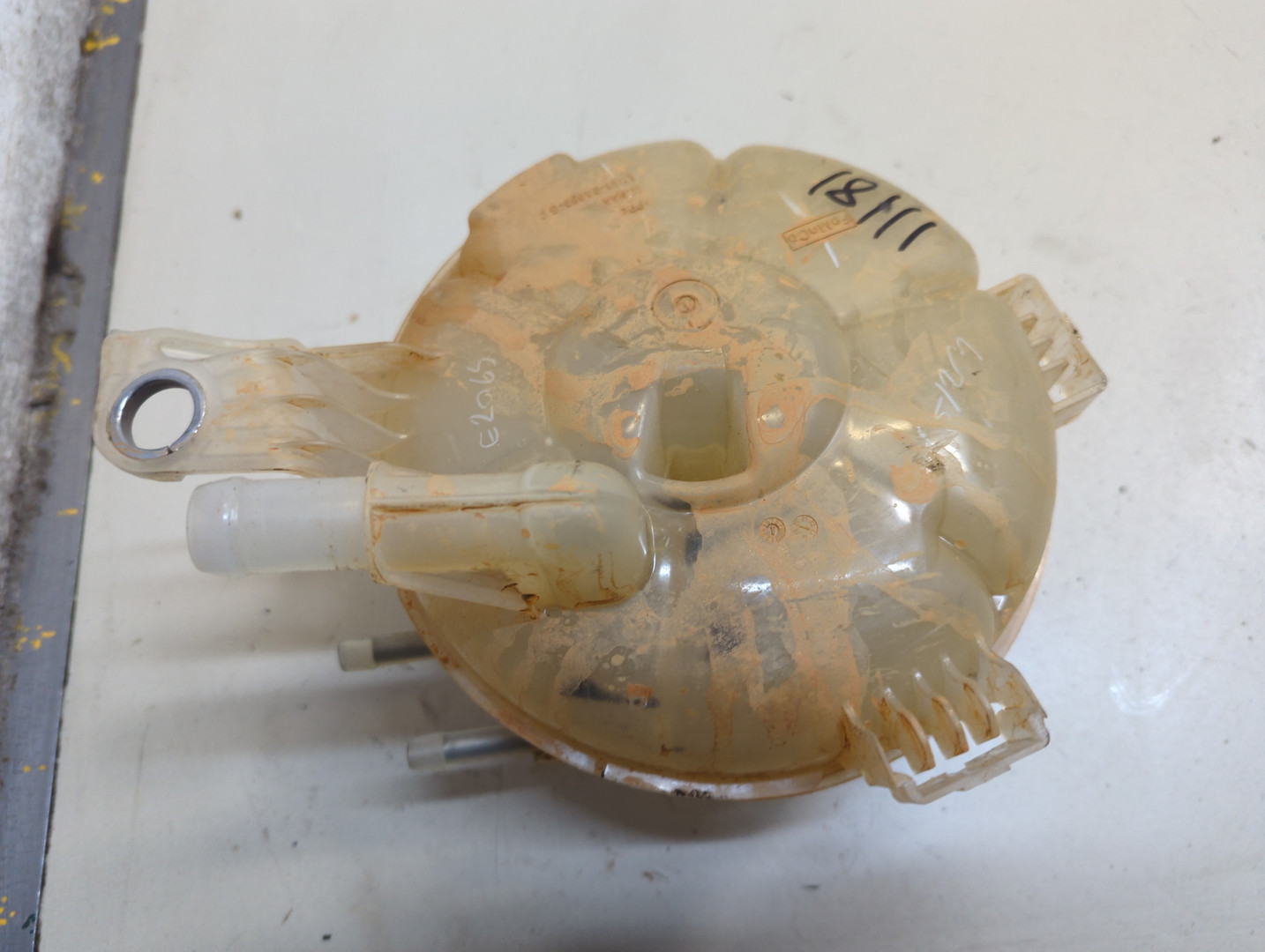 Бачок расширительный