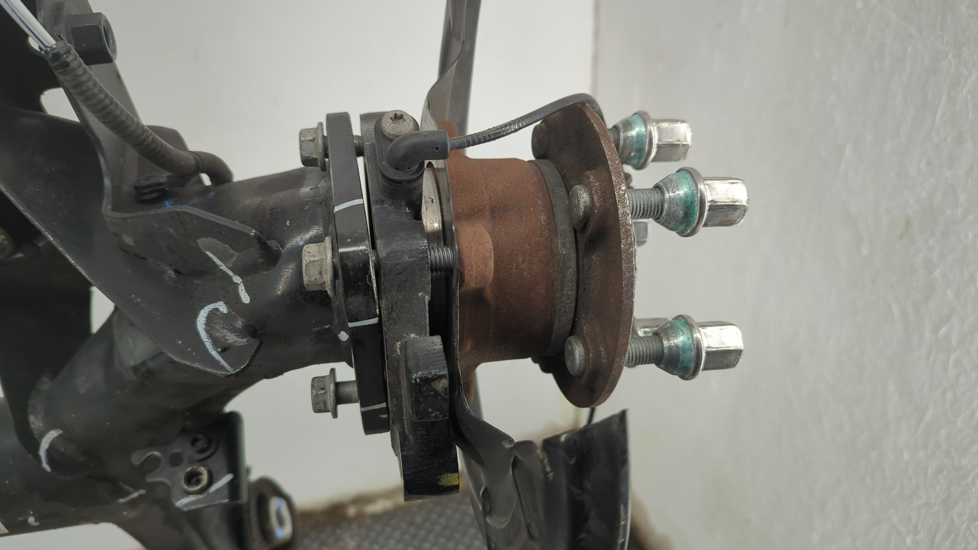 Балка задняя