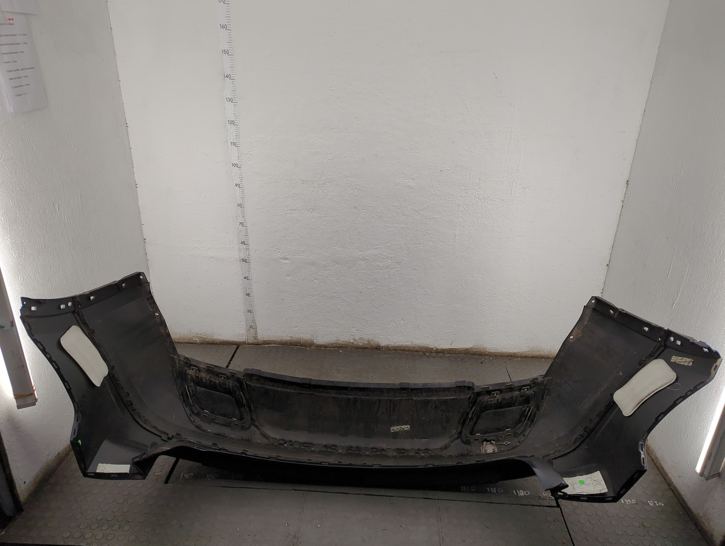 Бампер задний