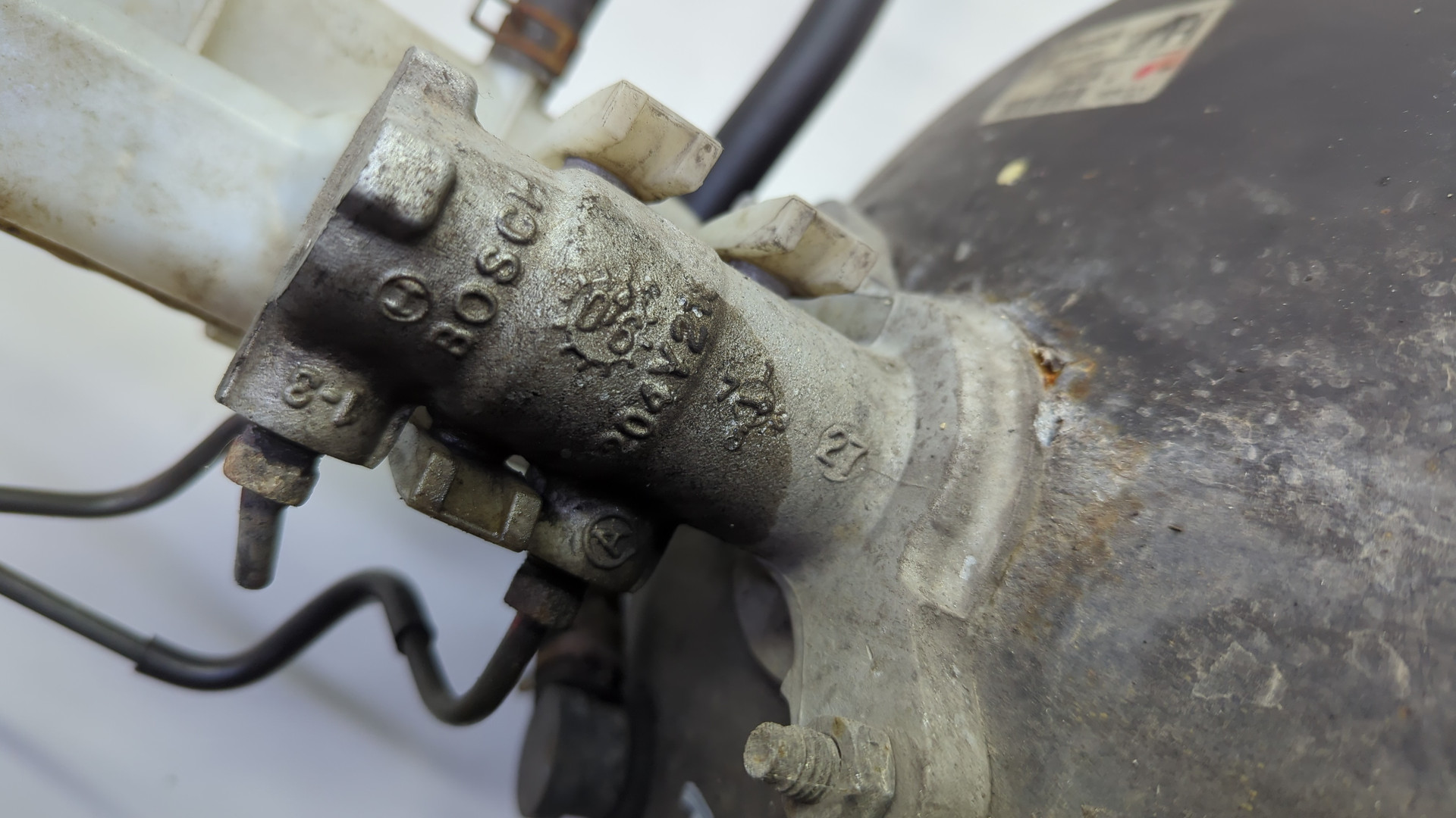 Цилиндр тормозной главный