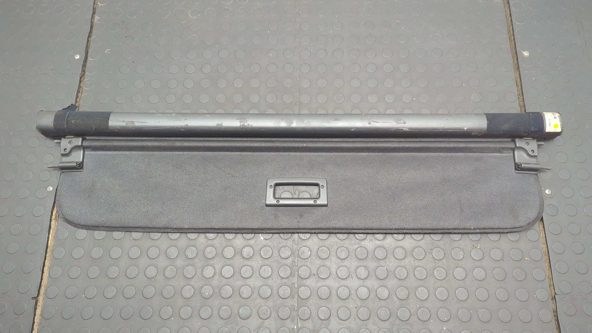 Шторка багажника