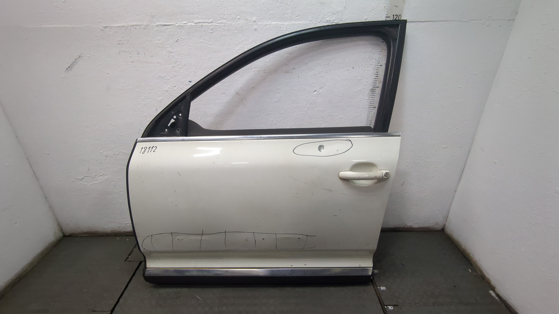 Дверь передняя левая