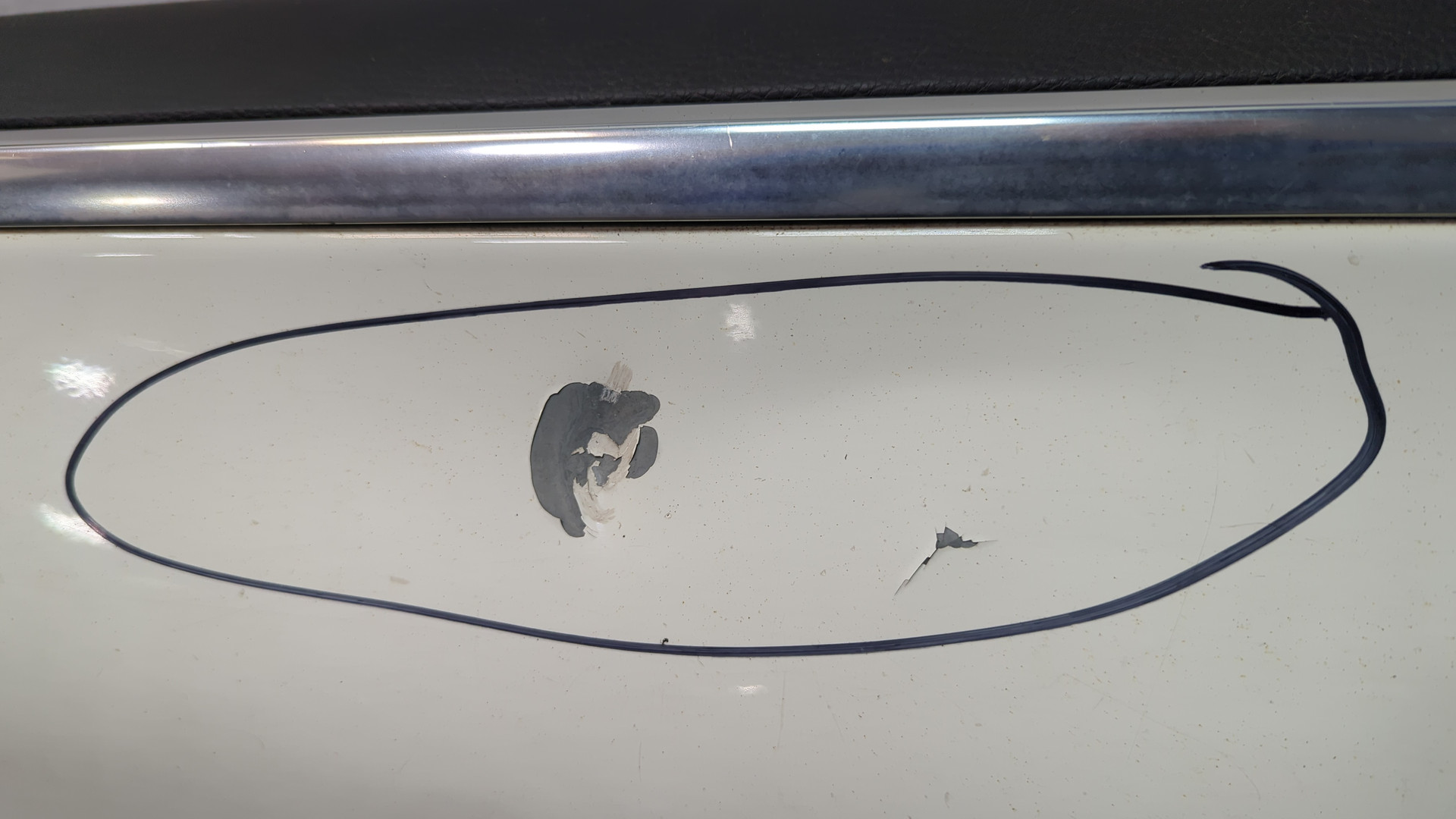 Дверь передняя левая