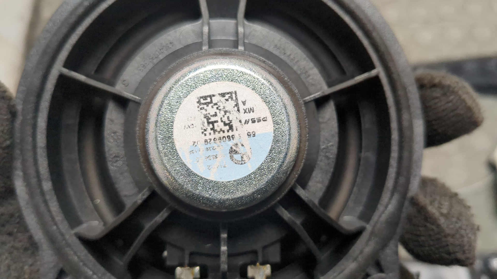 Стеклоподъемник электр. передний правый