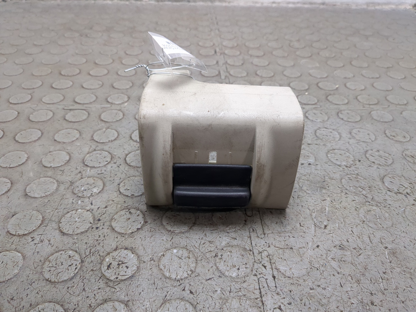 Кронштейн (сопут. товар)