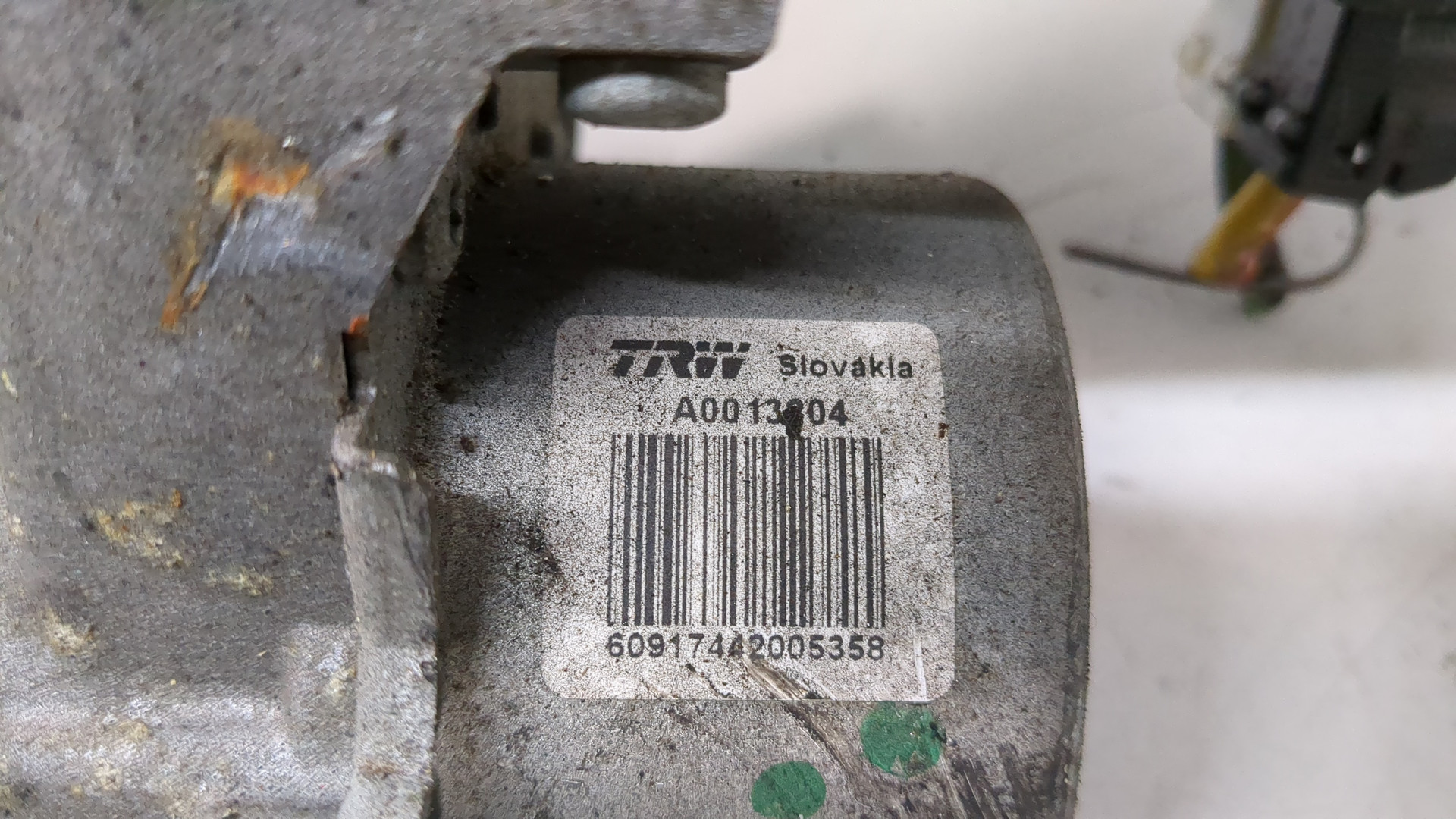 Серводвигатель рулевой рейки