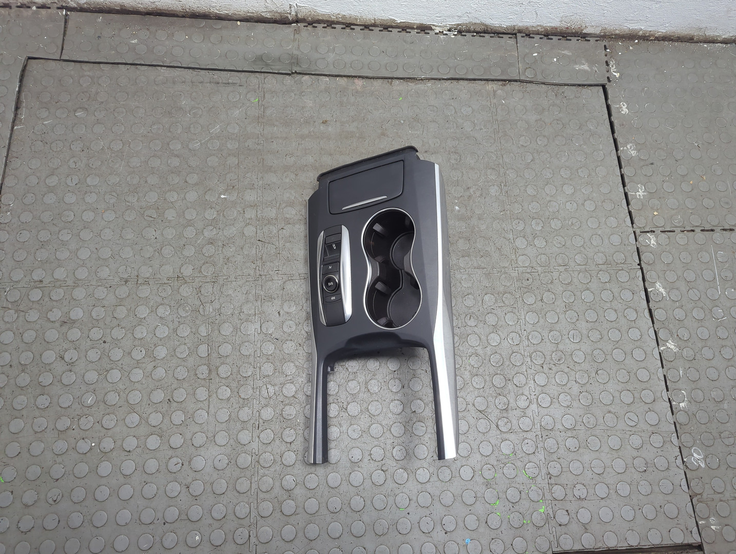 Кулиса МКПП / АКПП