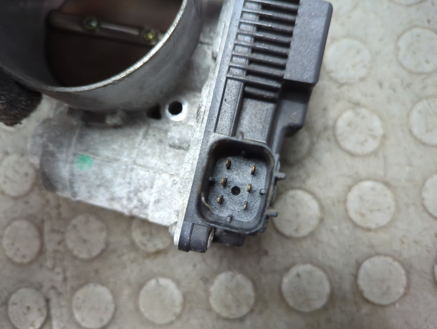 Заслонка дроссельная электрическая