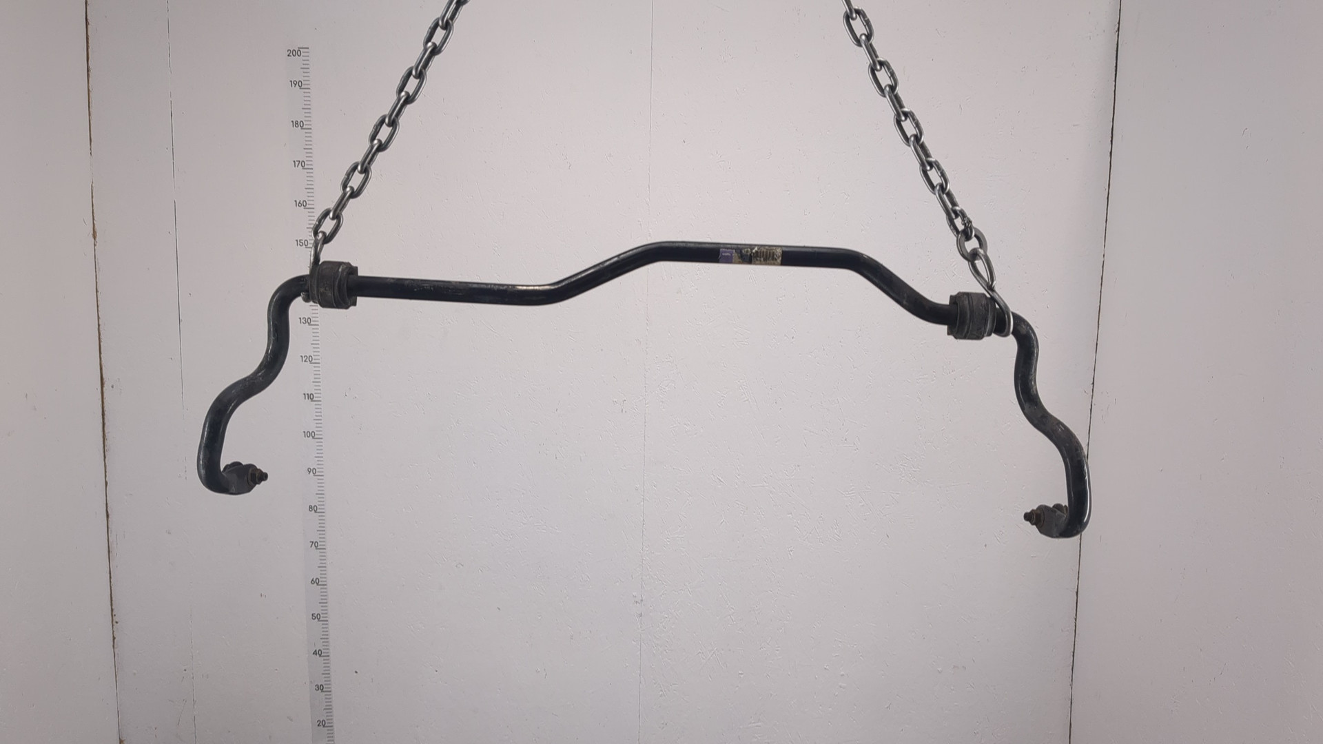 Стабилизатор передний