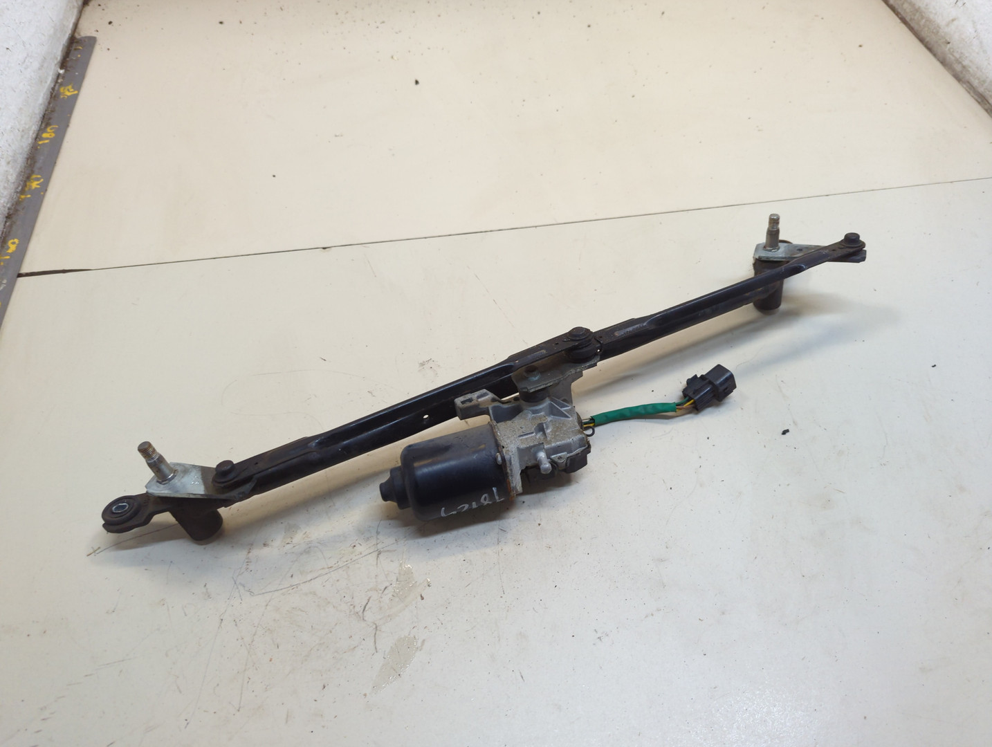 Трапеция стеклоочистителей