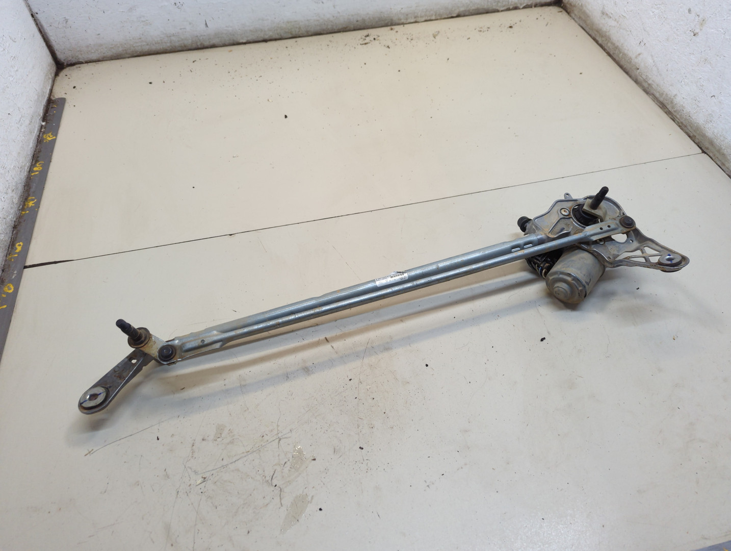 Трапеция стеклоочистителей