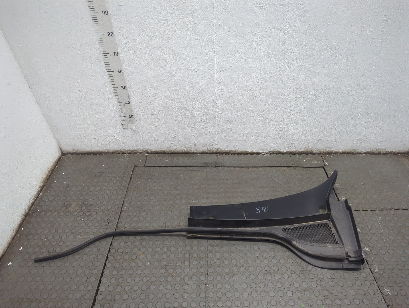 Решетка стеклоочистителей (Жабо)