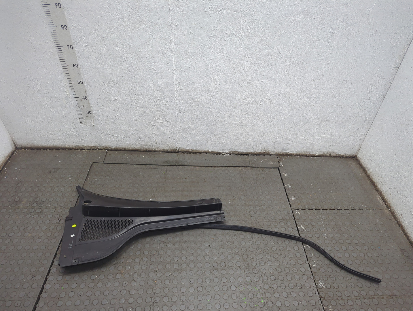 Решетка стеклоочистителей (Жабо)