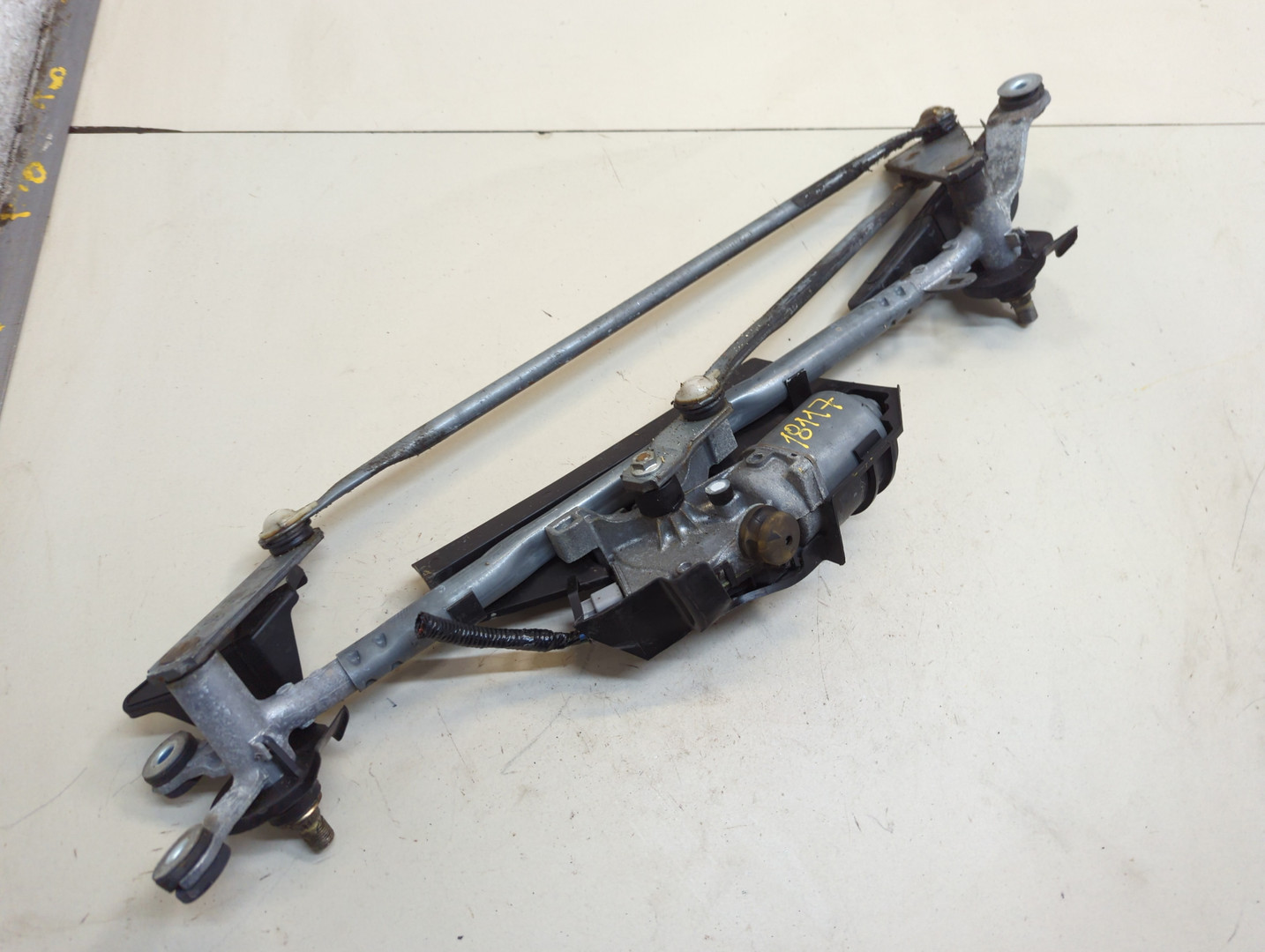 Трапеция стеклоочистителей