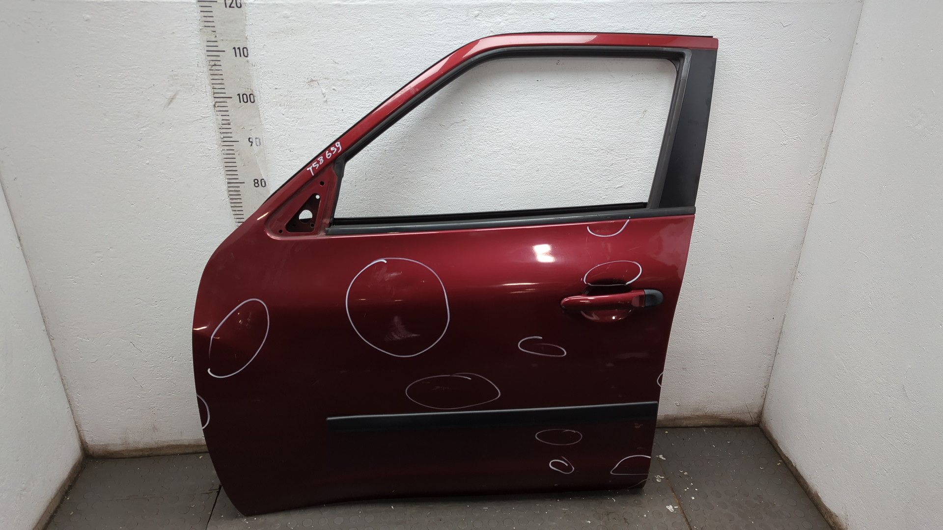 Дверь передняя левая