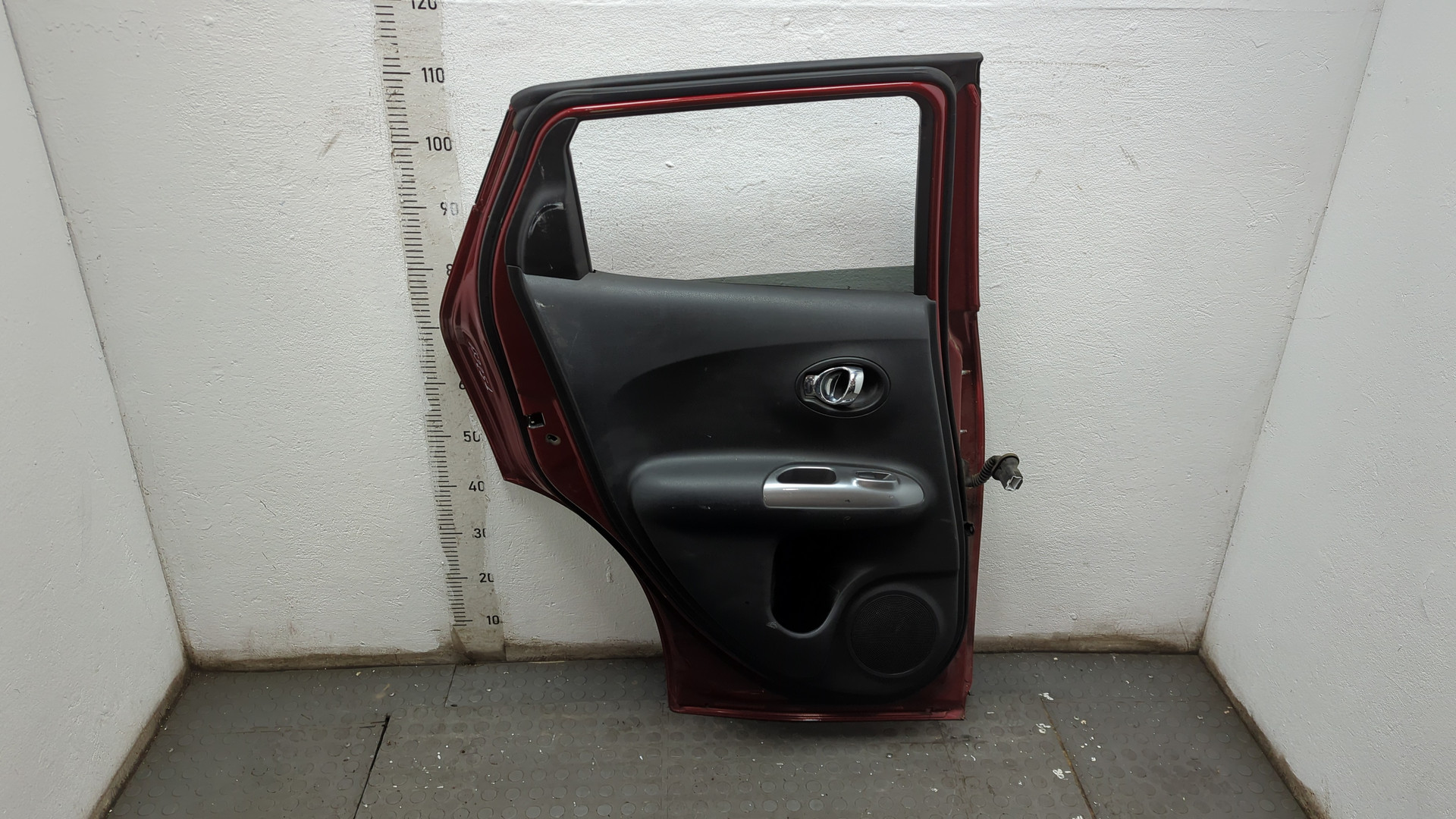 Дверь задняя левая