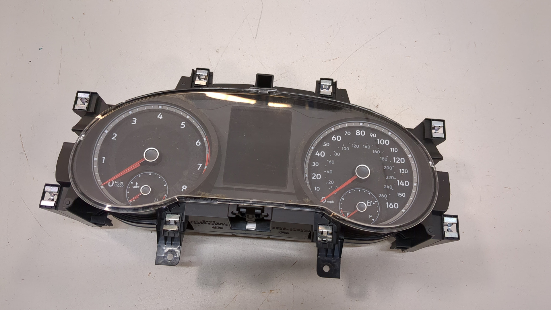 Панель приборов