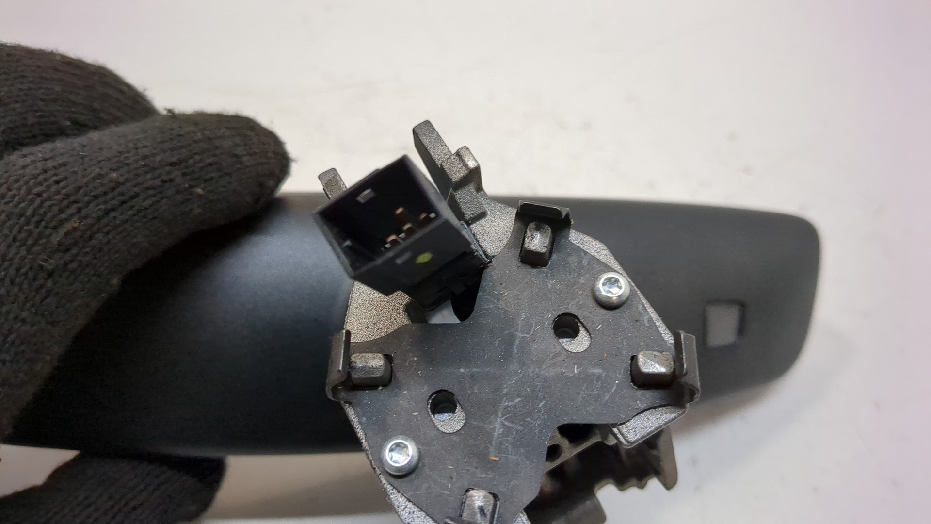 Зеркало заднего вида