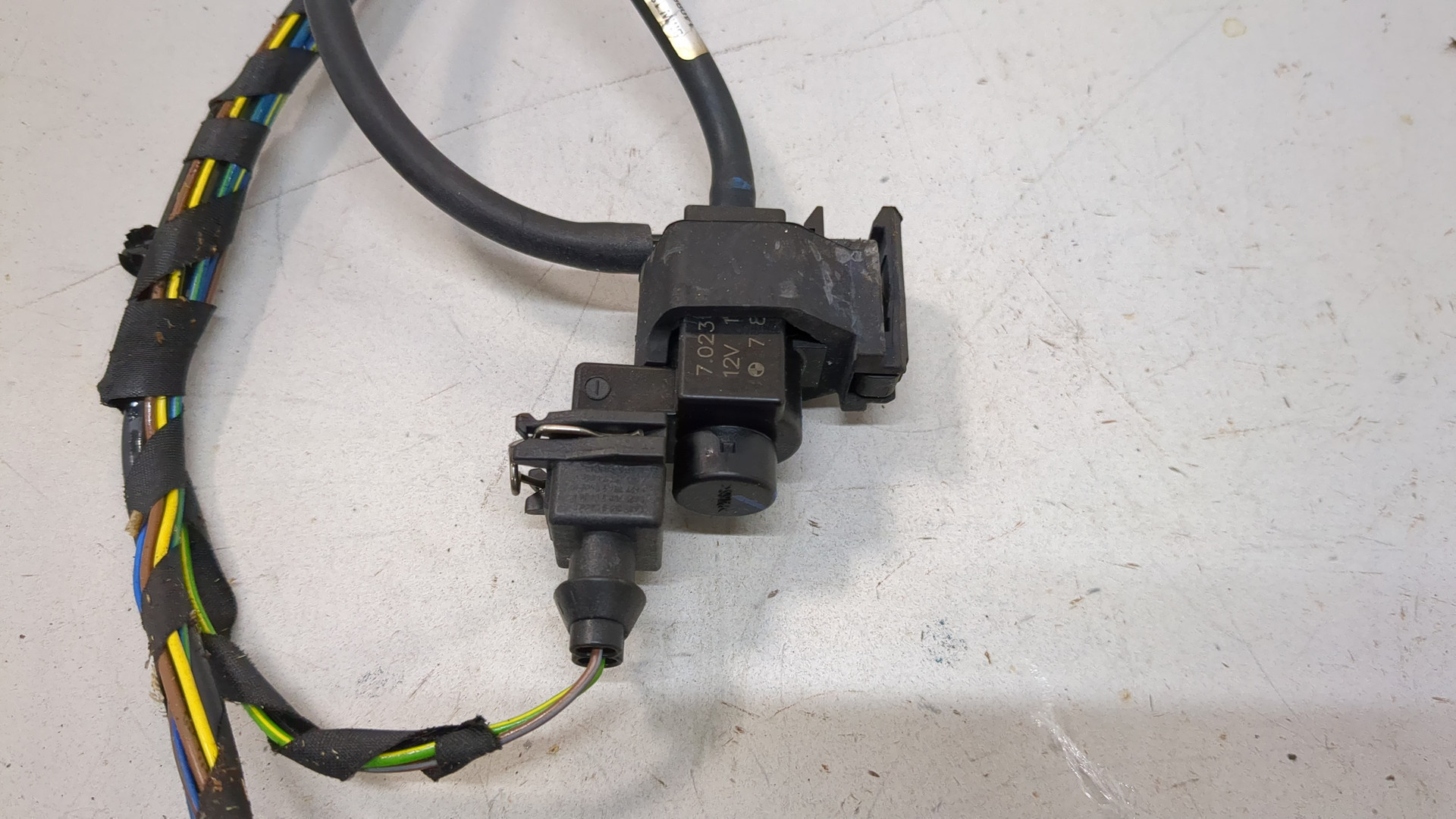 Клапан электромагнитный