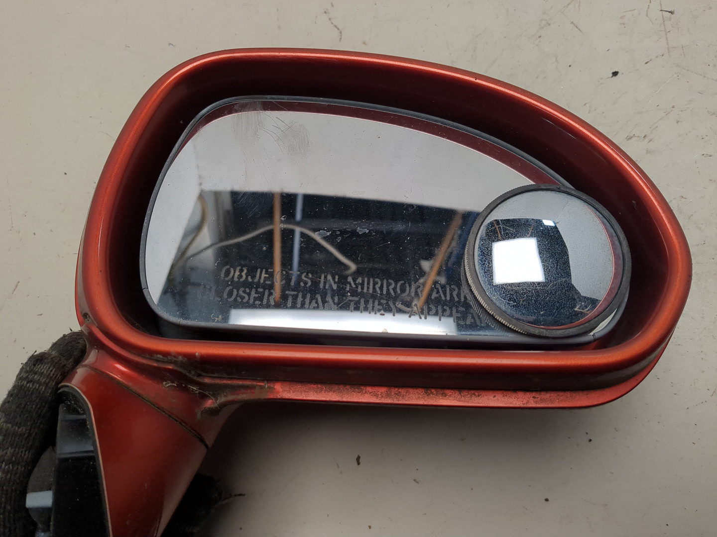 Зеркало правое электрическое