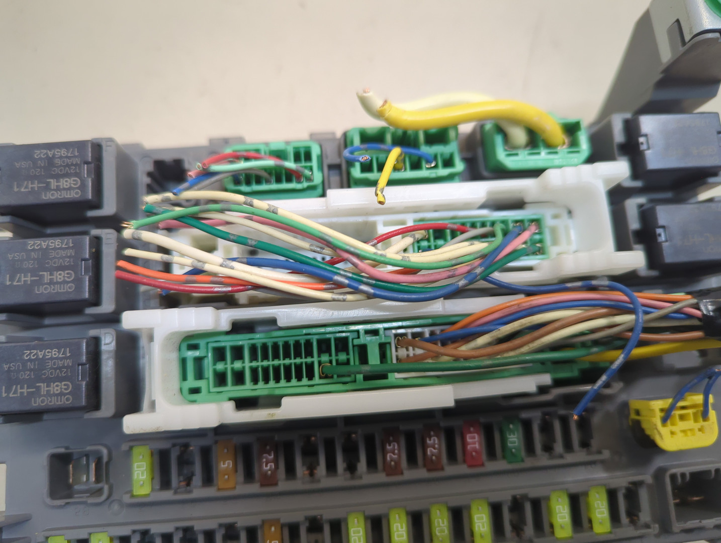 Блок предохранителей