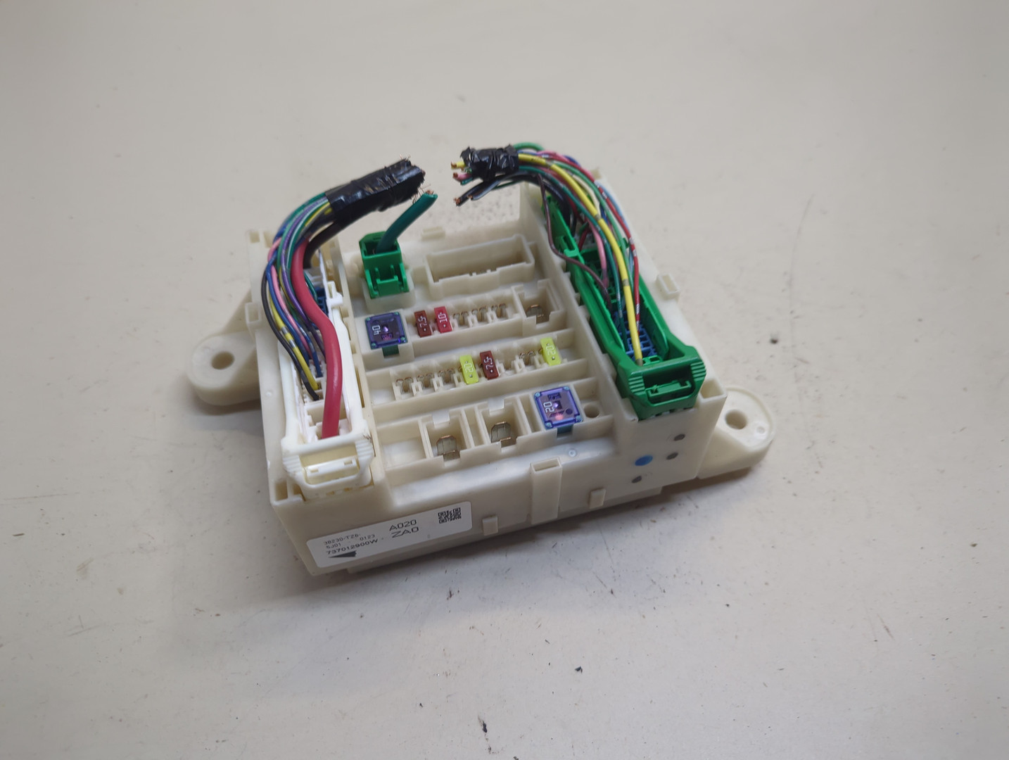 Блок предохранителей