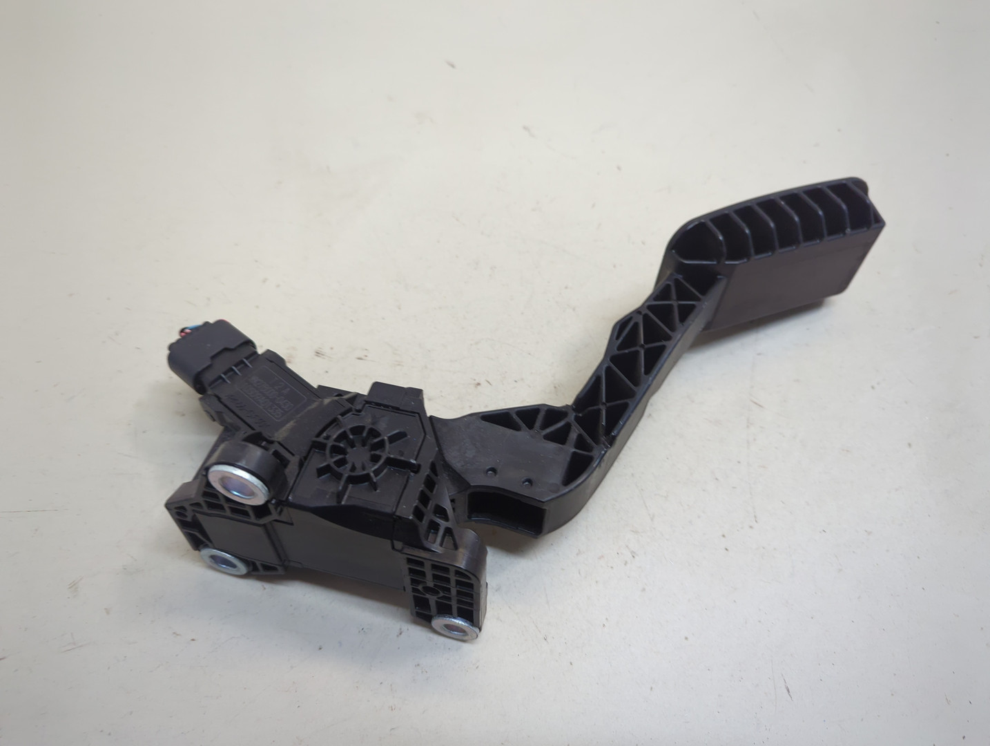 Педаль газа