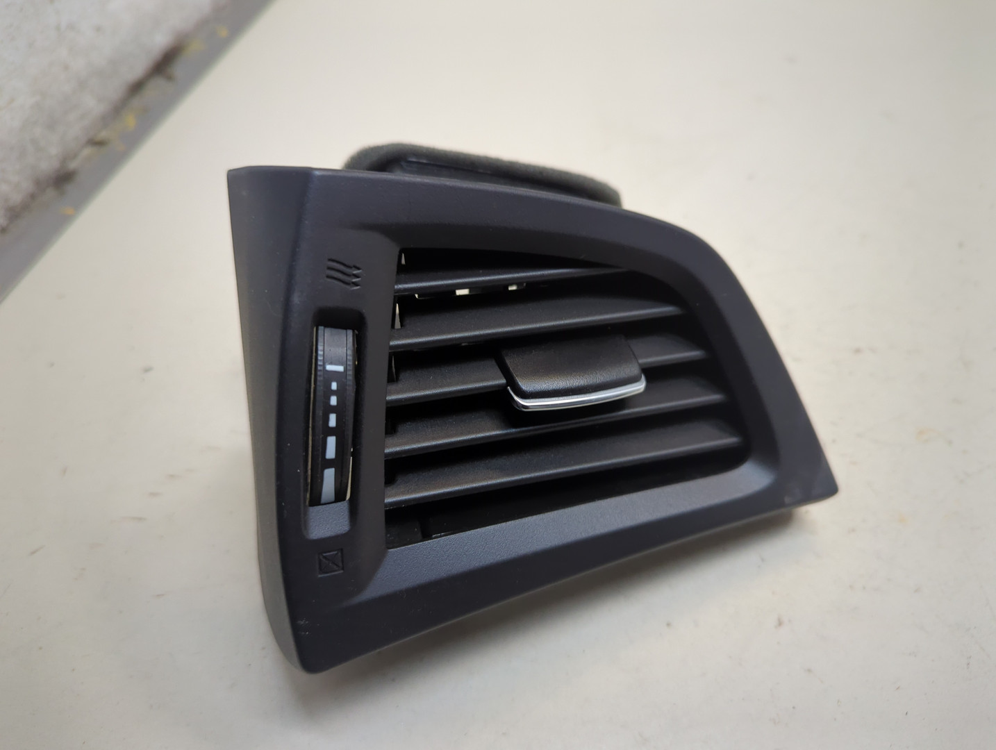 Дефлектор воздушный