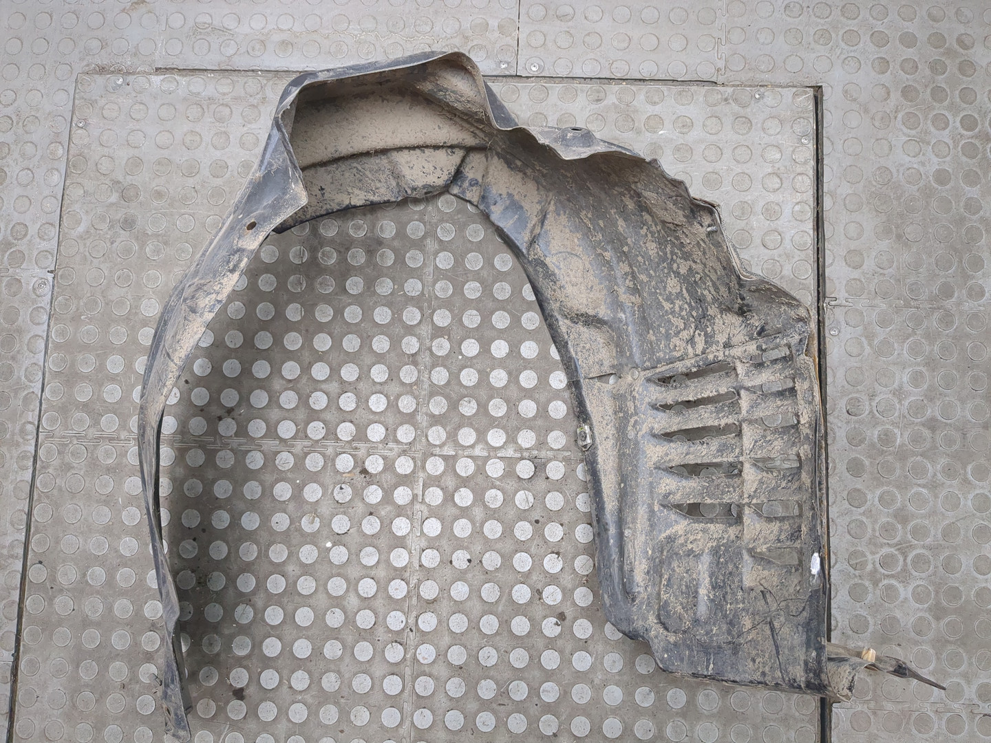 Локер передний левый