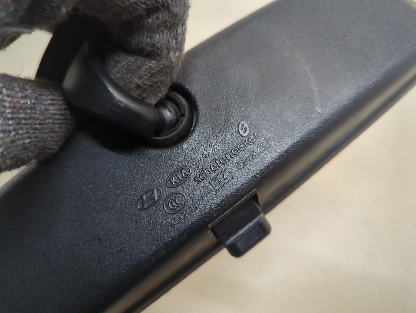 Зеркало заднего вида