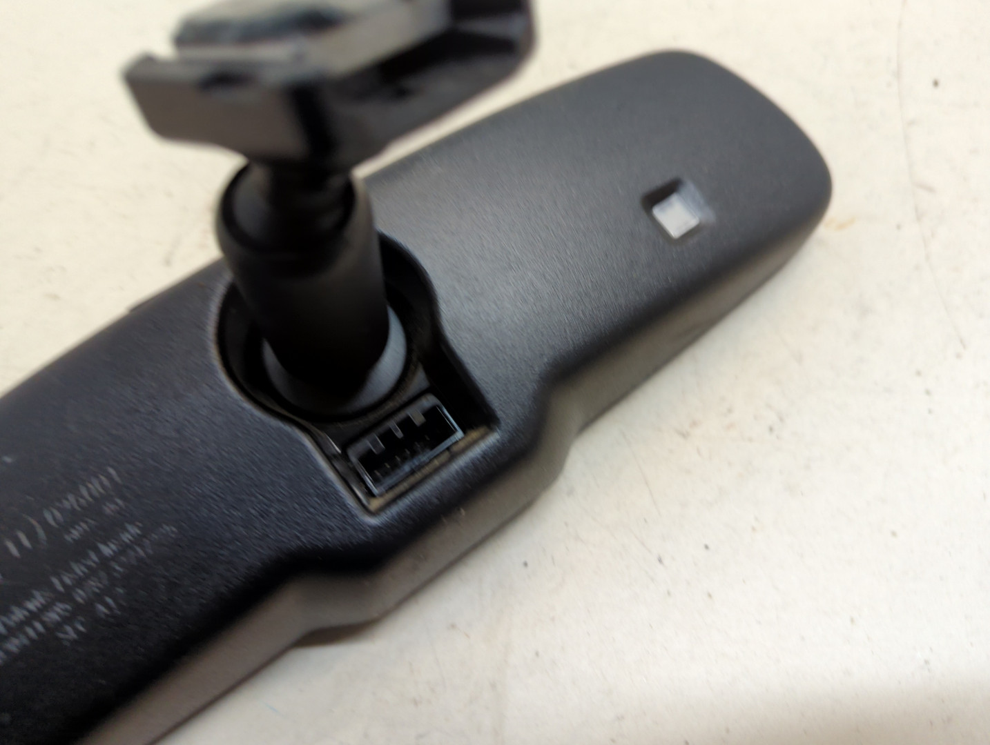 Зеркало заднего вида