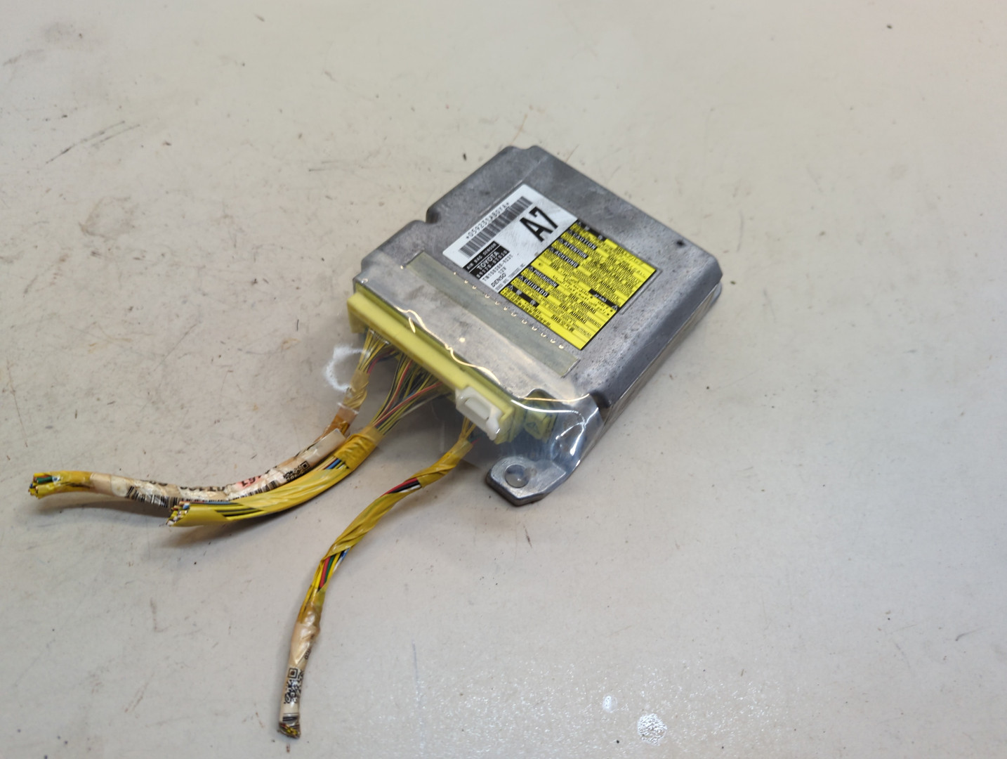 Блок управления подушек безопасности (AIR BAG)