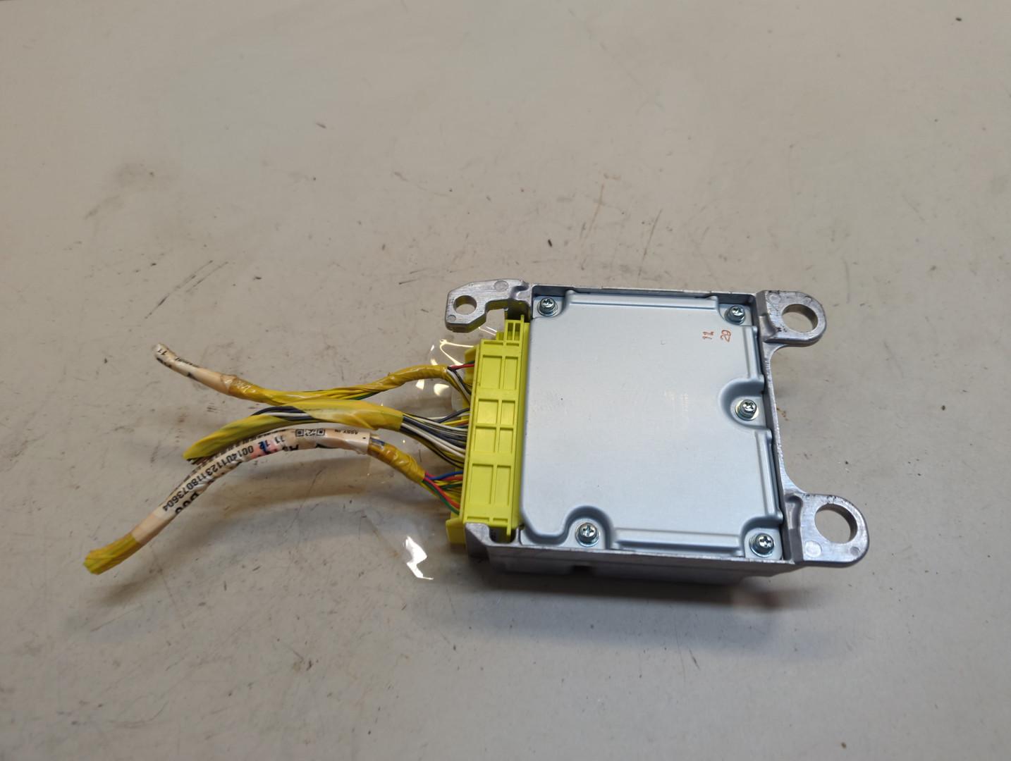 Блок управления подушек безопасности (AIR BAG)