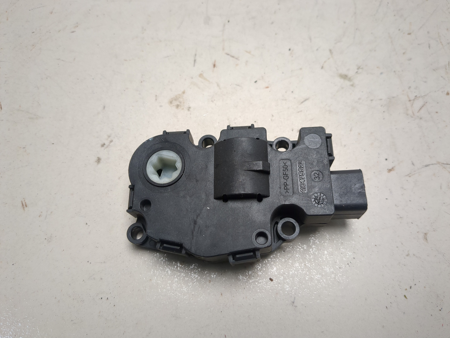 Моторчик заслонки печки