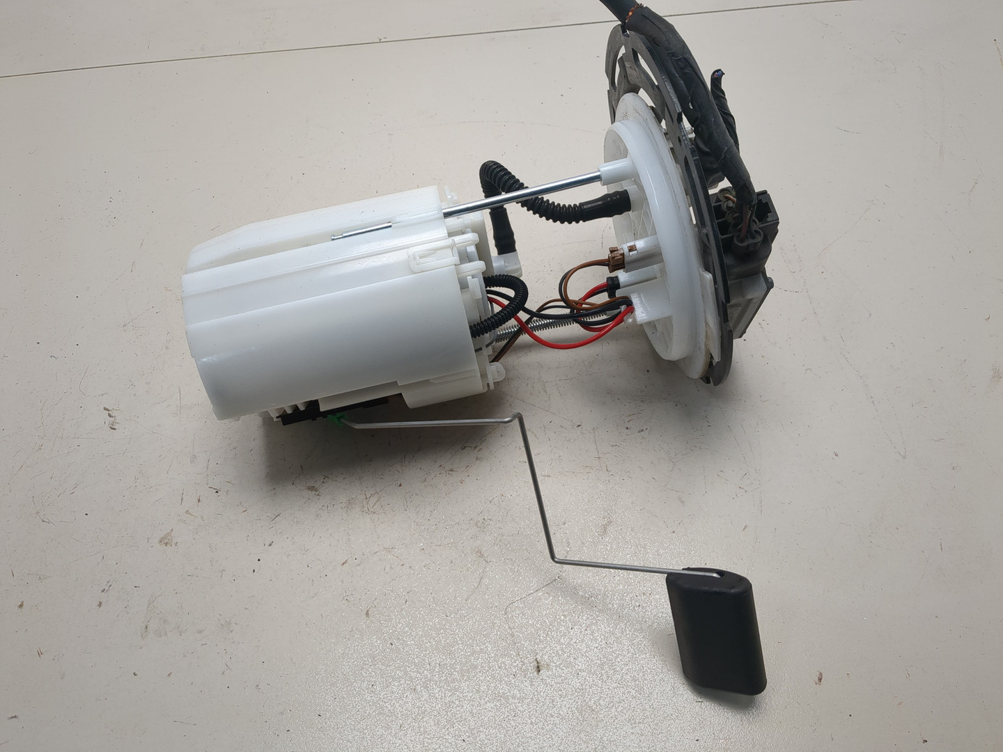 Насос топливный электрический