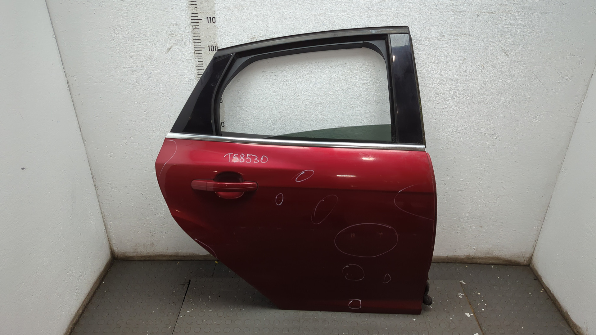 Дверь задняя правая