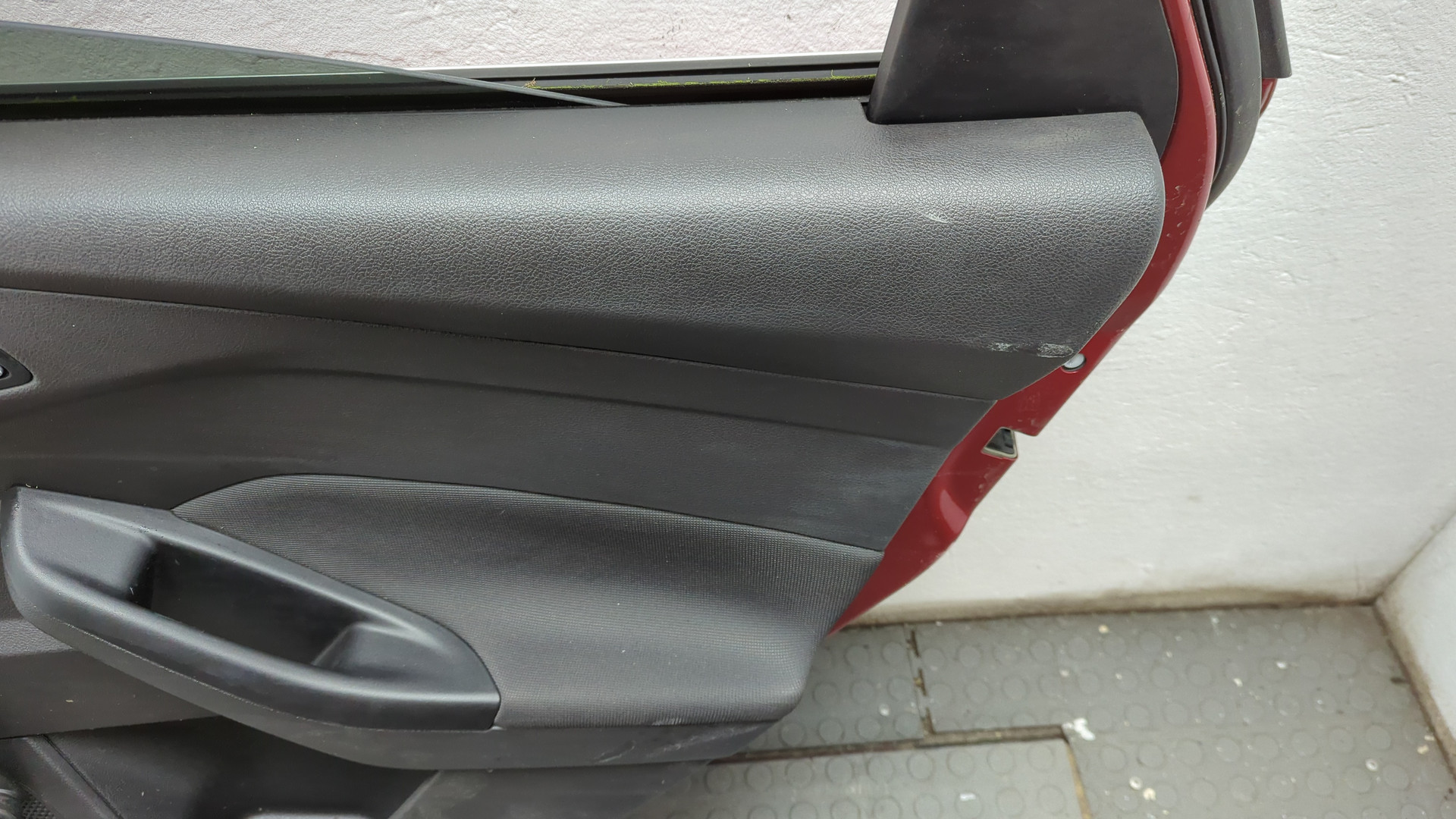 Дверь задняя правая