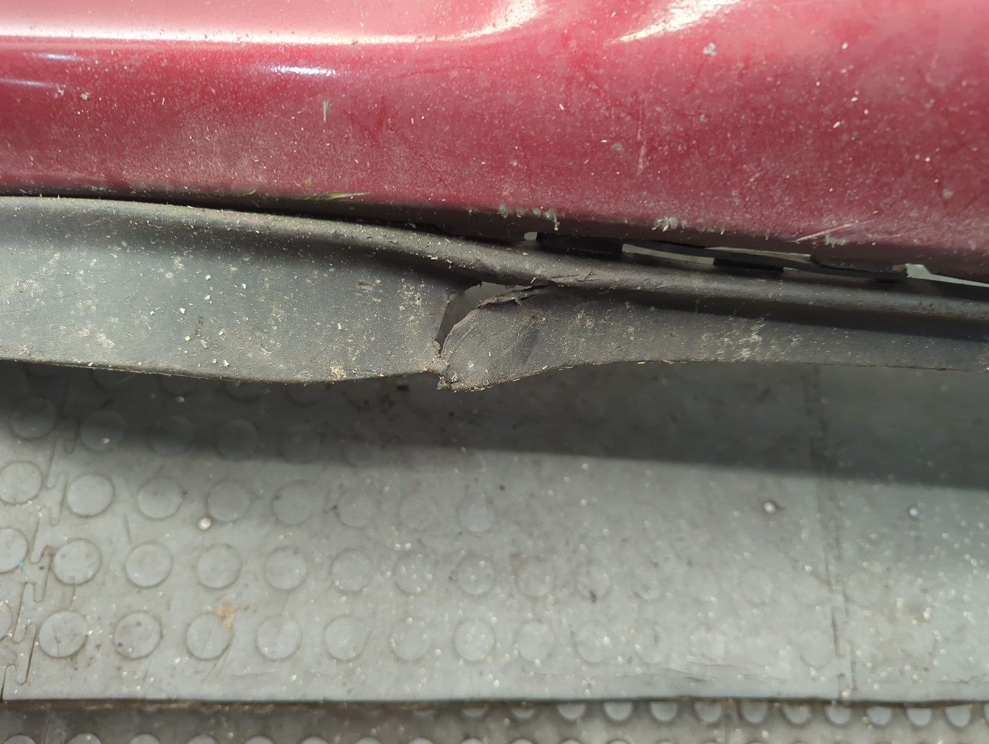 Бампер передний