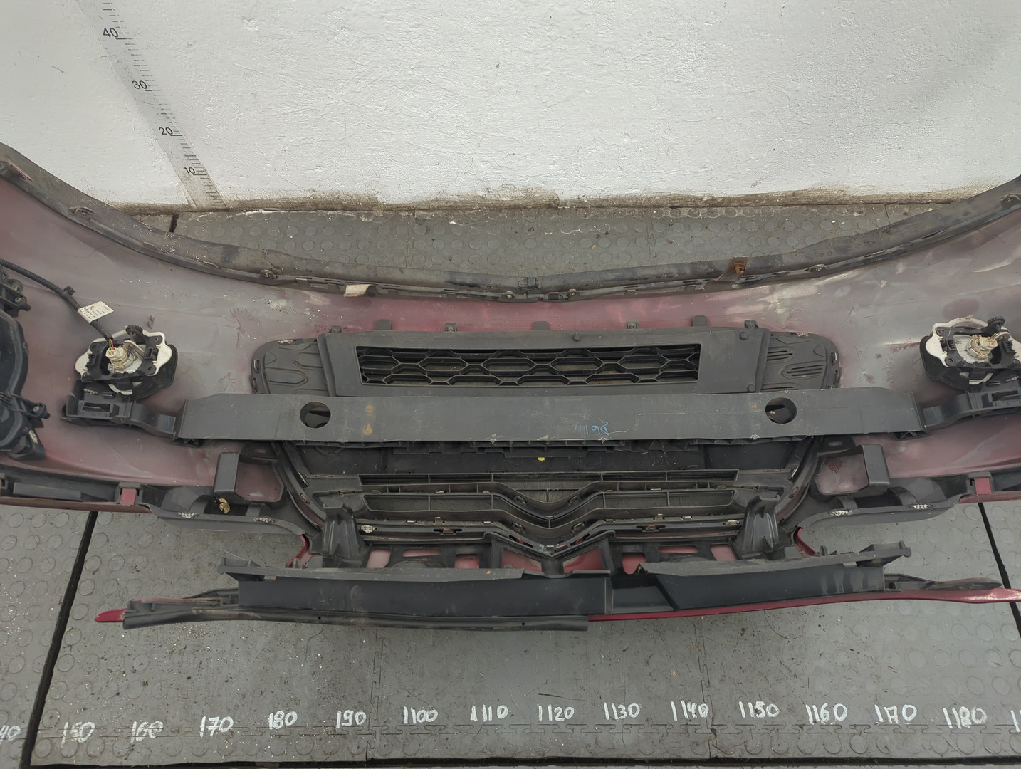 Бампер передний