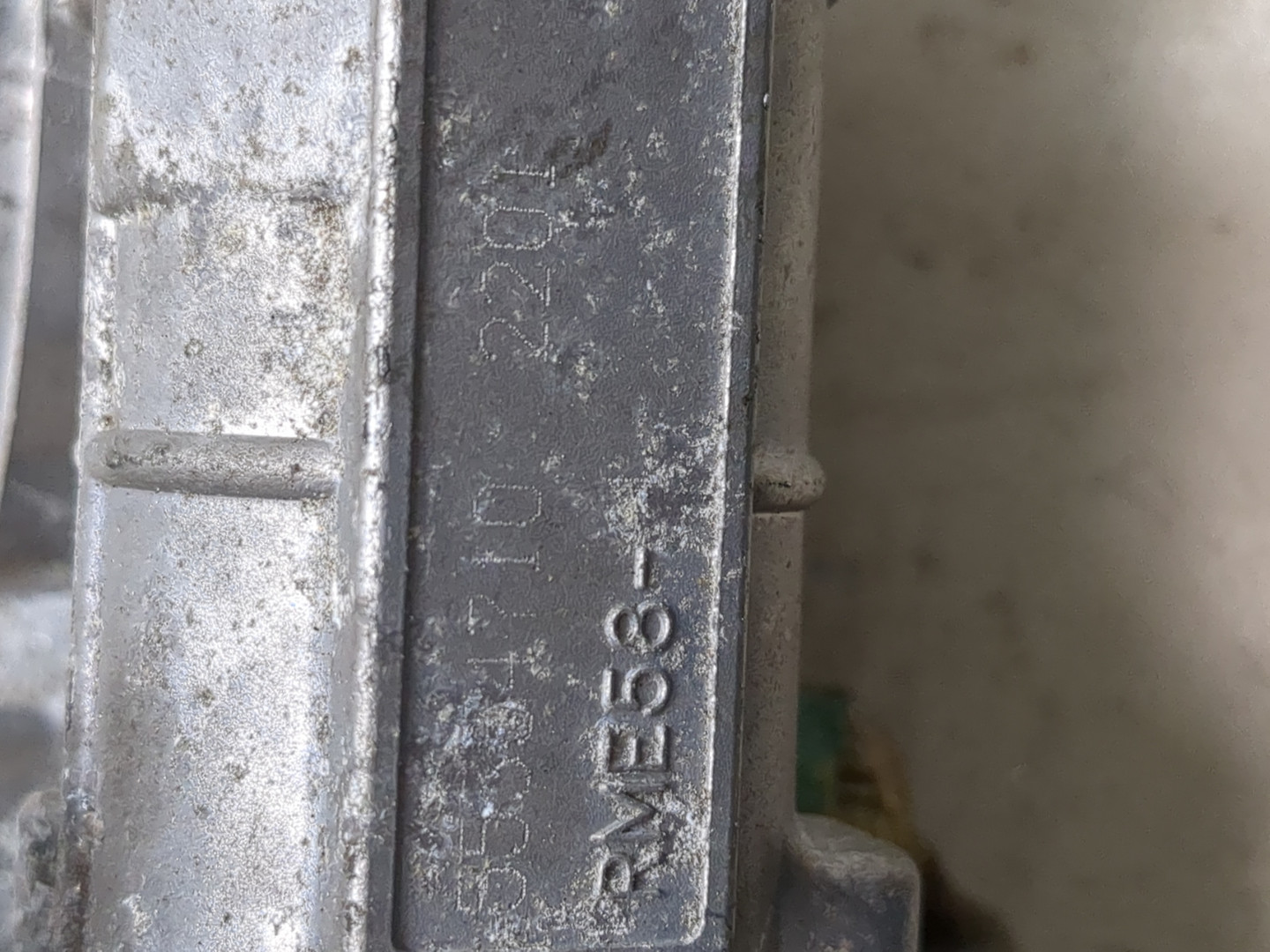 Заслонка дроссельная электрическая