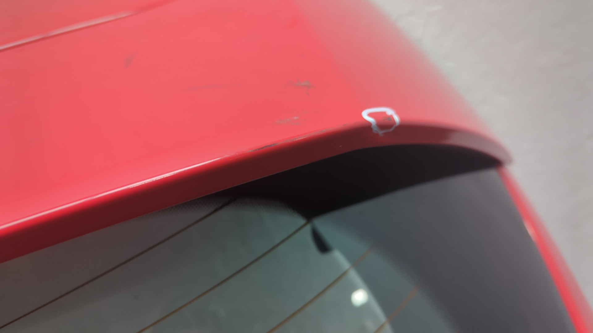 Дверь багажника