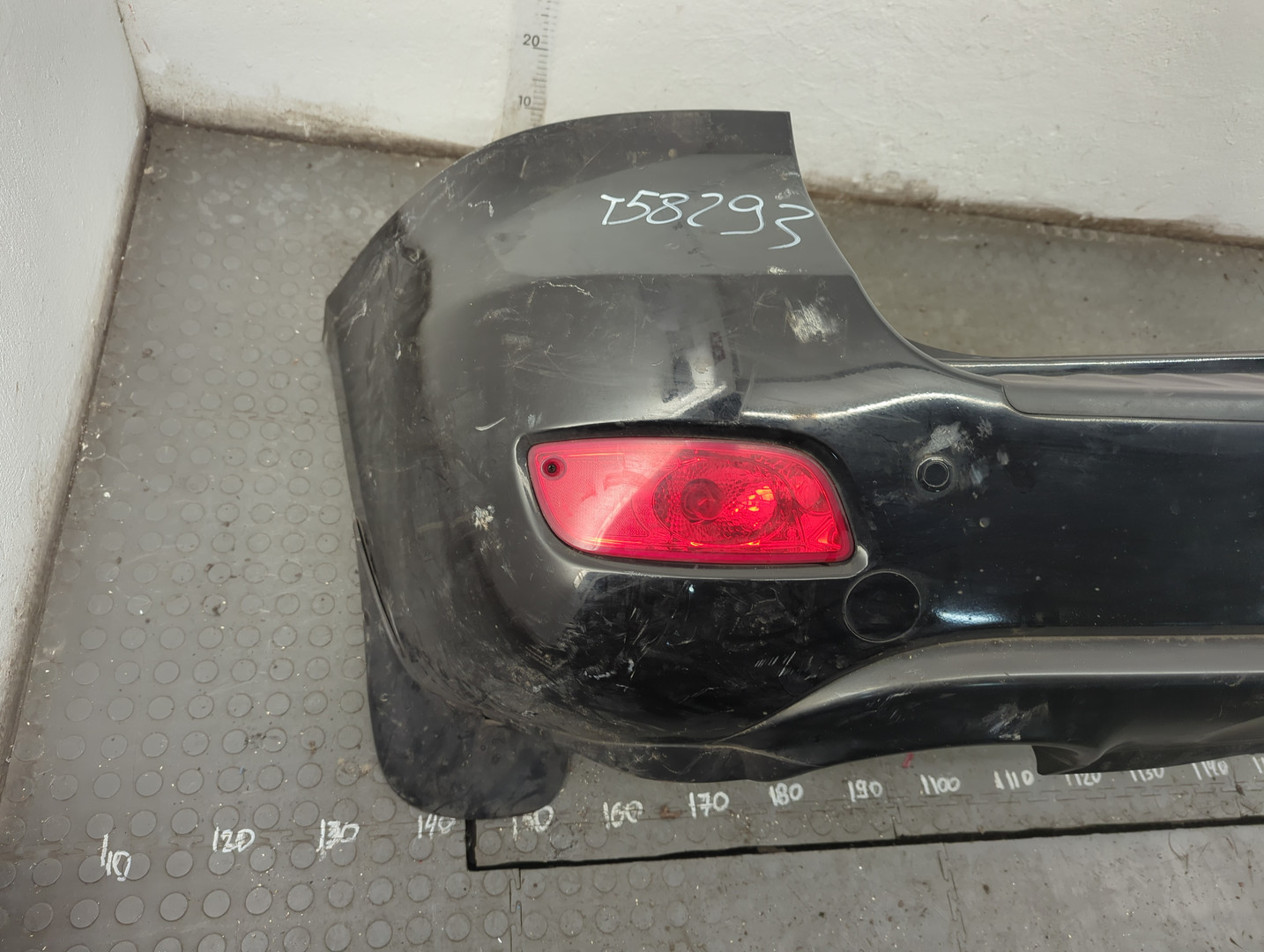 Бампер задний