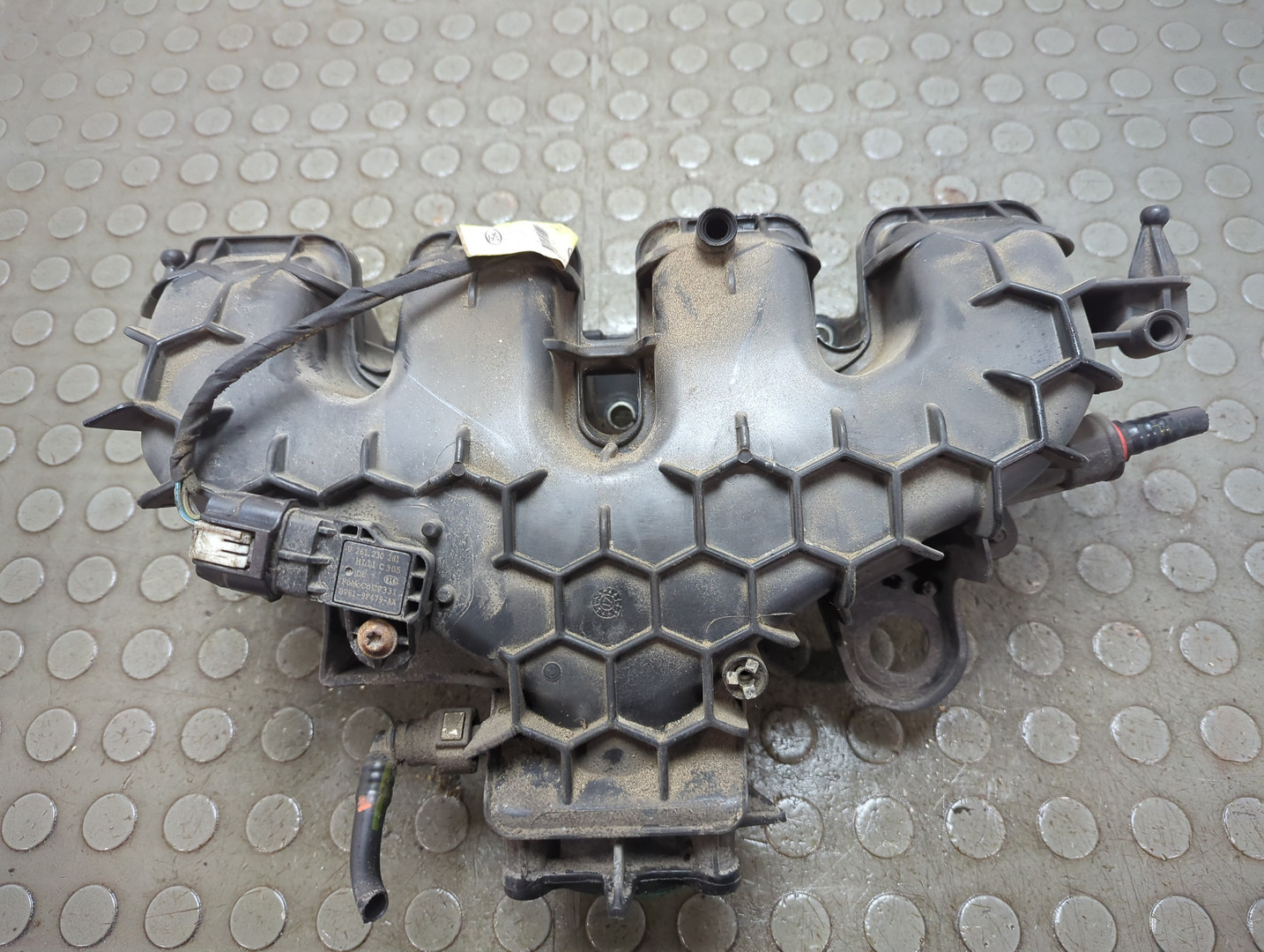 Коллектор впускной